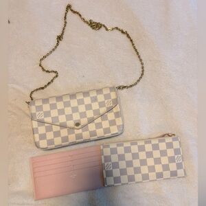 Louis Vuitton Pochette Felicie